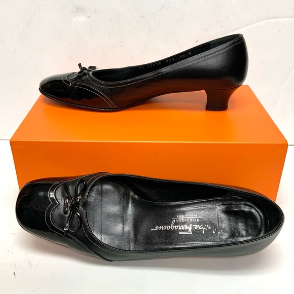 Ferragamo black calf and patent leather low heels 7.5 - Picture 4 of 13